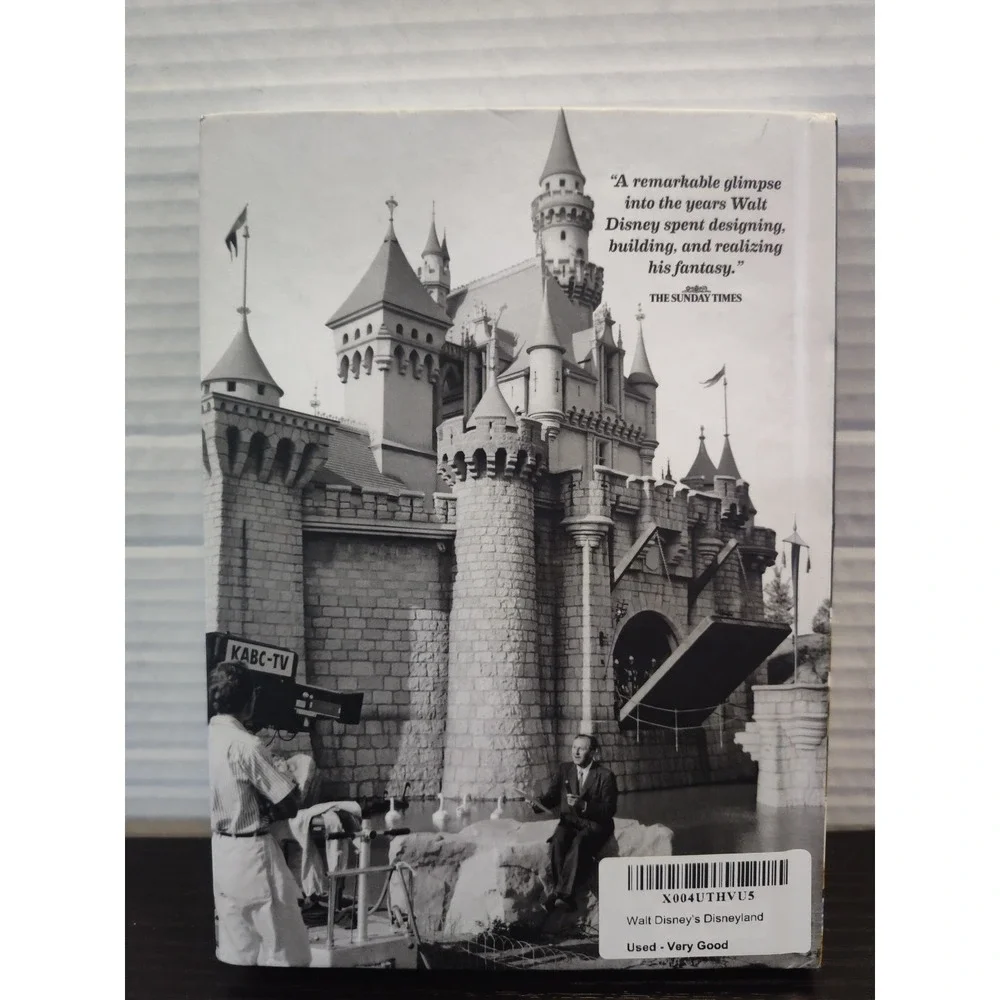 WALT DISNEY'S DISNEYLAND (Chris Nichols, Taschen)‎ Beautiful coffee table book!
